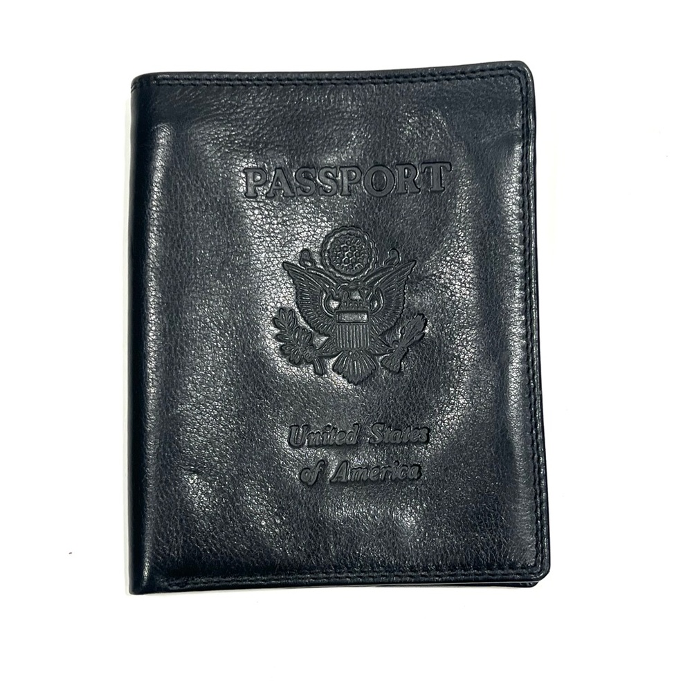 Fossil leather black passport holder travel wallet billfold unisex